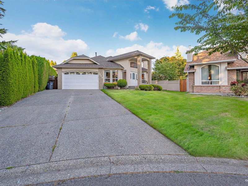 1688 143a Street, Surrey BC V4A 8M6