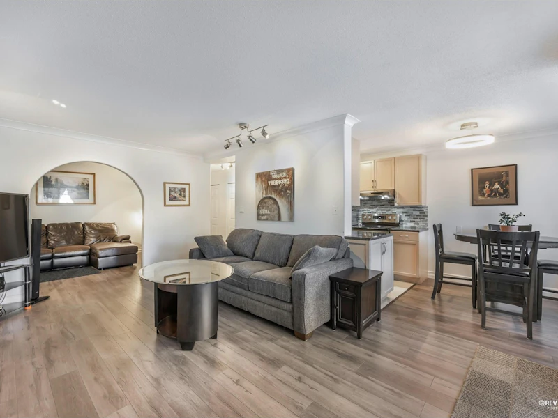 105 - 17707 57a Avenue, Surrey BC V3S 1J2