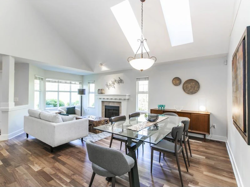115 - 15500 Rosemary Heights Crescent, Surrey BC V3Z 0K1