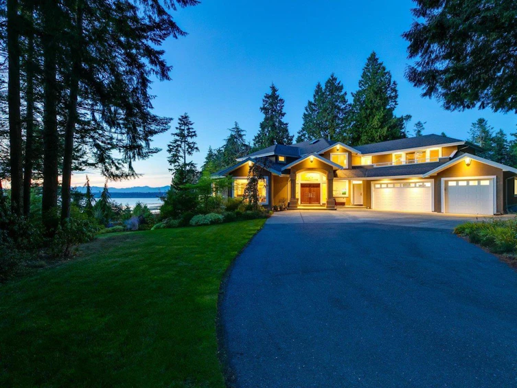 12929 Crescent Road, Surrey, BC, V4P 1J6