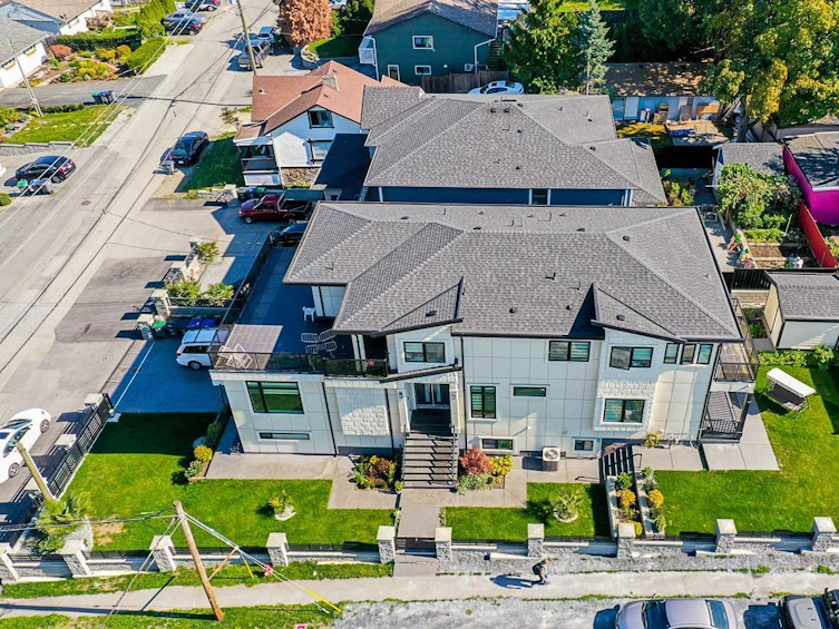 9828 116 Street, Surrey, BC, V3V 4A2
