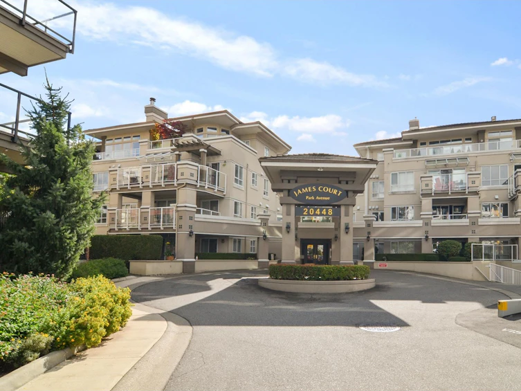 401-20448 Park Avenue, Langley, BC, V3A 4N3