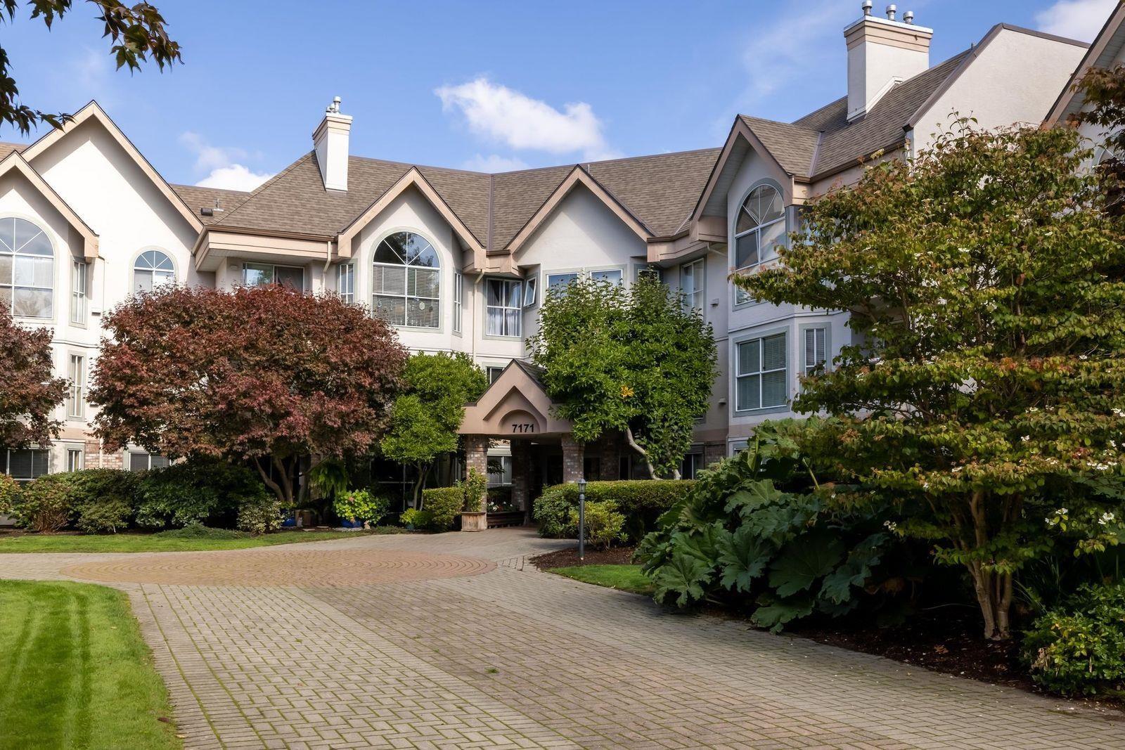 210-7171 121 Street, Surrey, BC, V3W 1G9