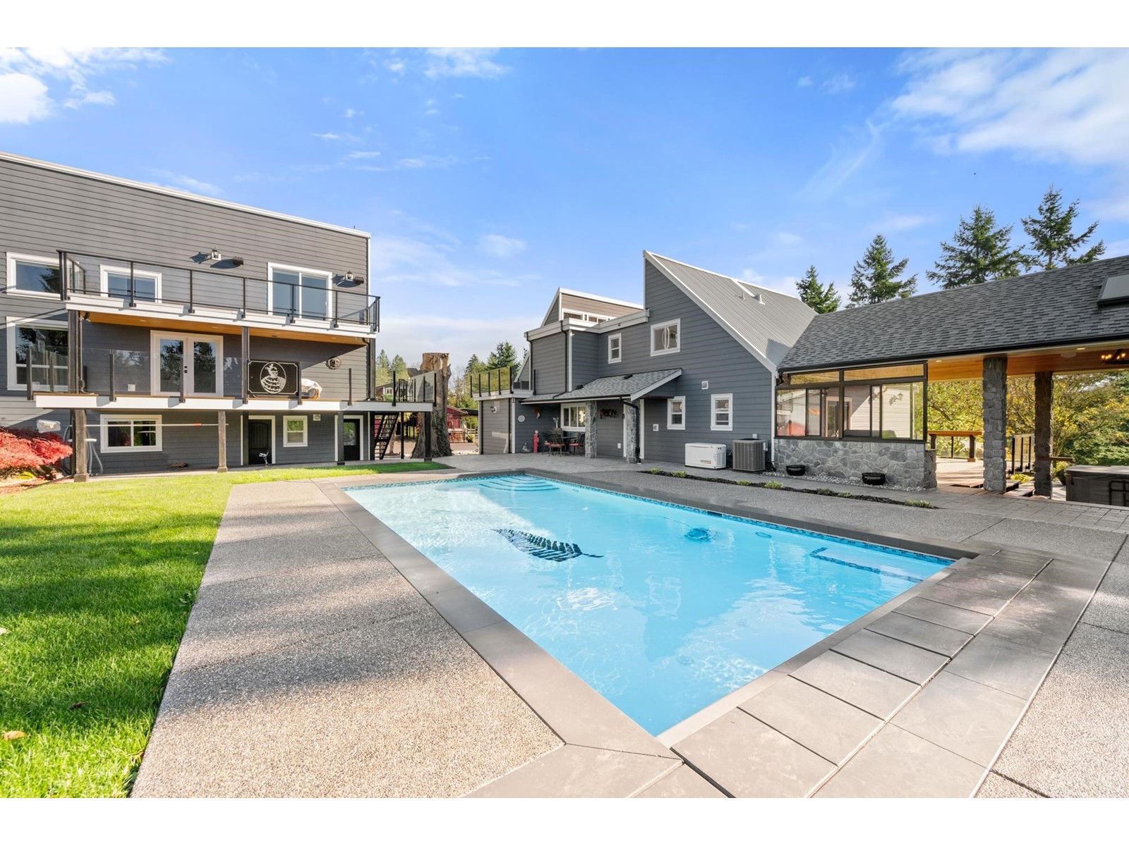 25909 10th Avenue, Fernie, BC, V4W 2J5