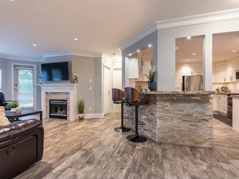 109 - 7435 121a Street, Surrey BC V3W 0W8
