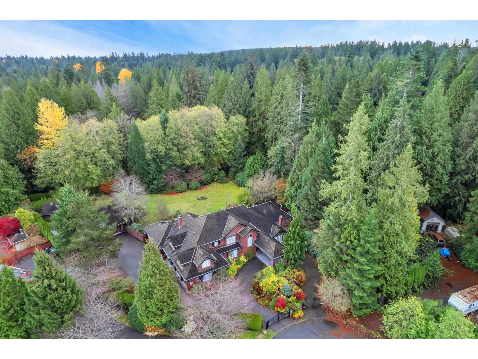 2985 Woodcrest Place, Surrey, BC, V4P 2K8