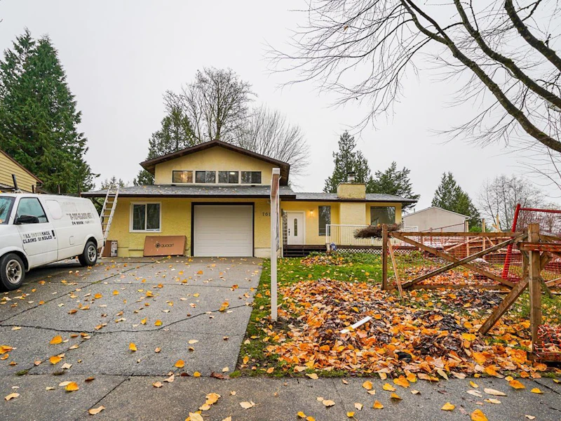 7611 143rd Street, Surrey BC V3W 5P2