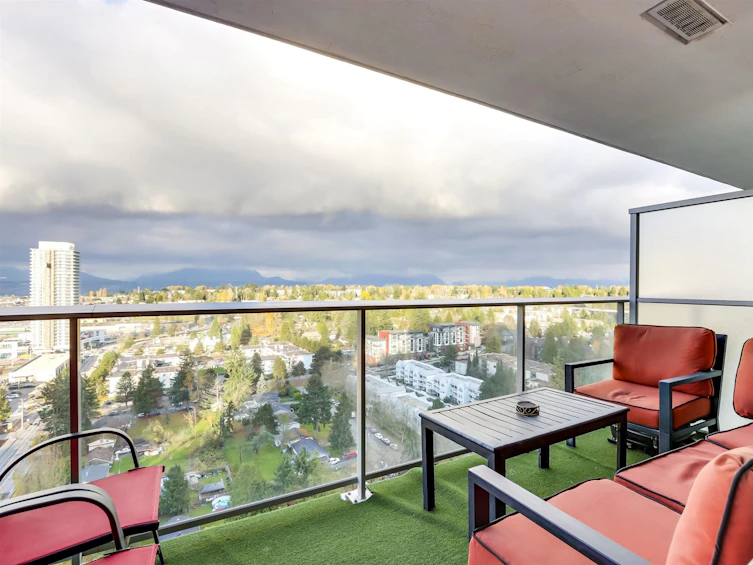 2810-13696 100 Avenue, Surrey, BC, V3T 0L5