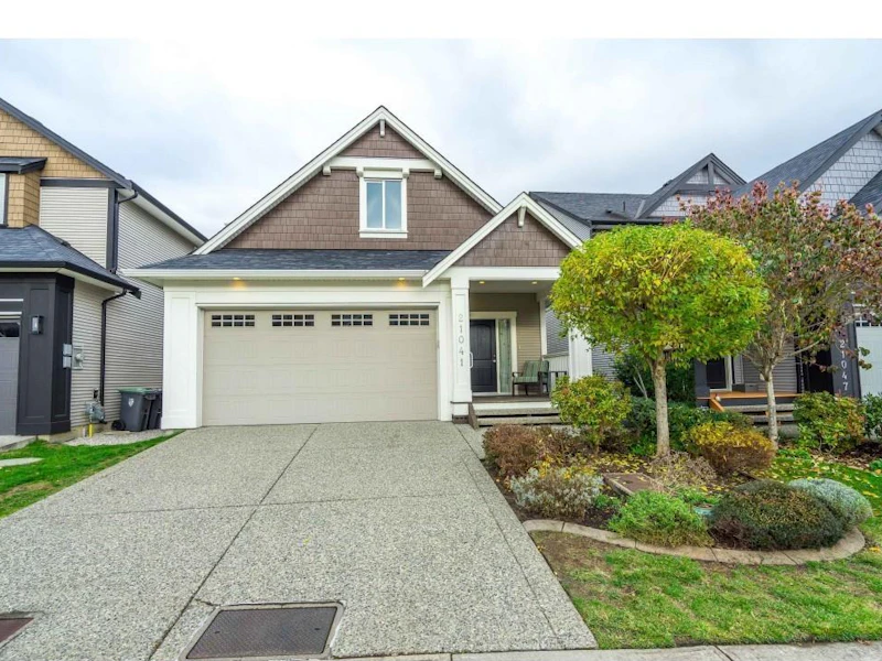21041 78b Avenue, Langley BC V2Y 0H7