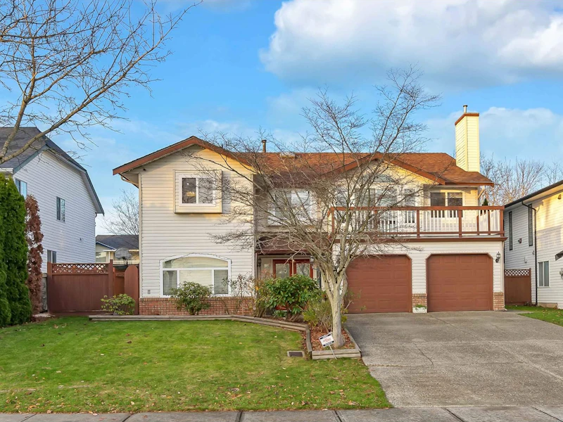 15767 81a Avenue, Surrey BC V4N 0S5