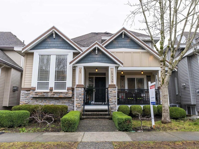 19339 72a Avenue, Surrey BC V4N 5X9
