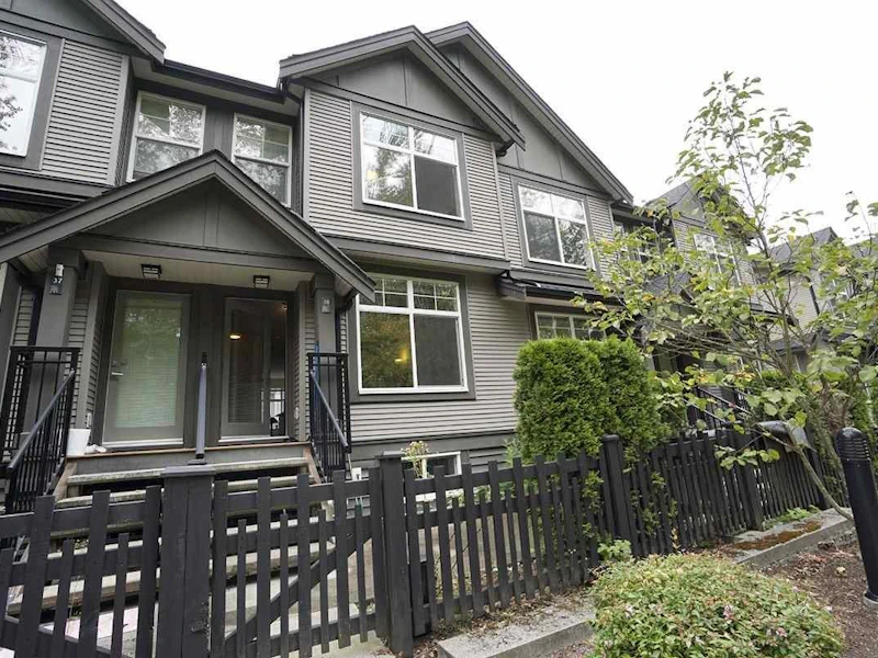34 - 15788 104th Avenue, Surrey BC V4N 6M6