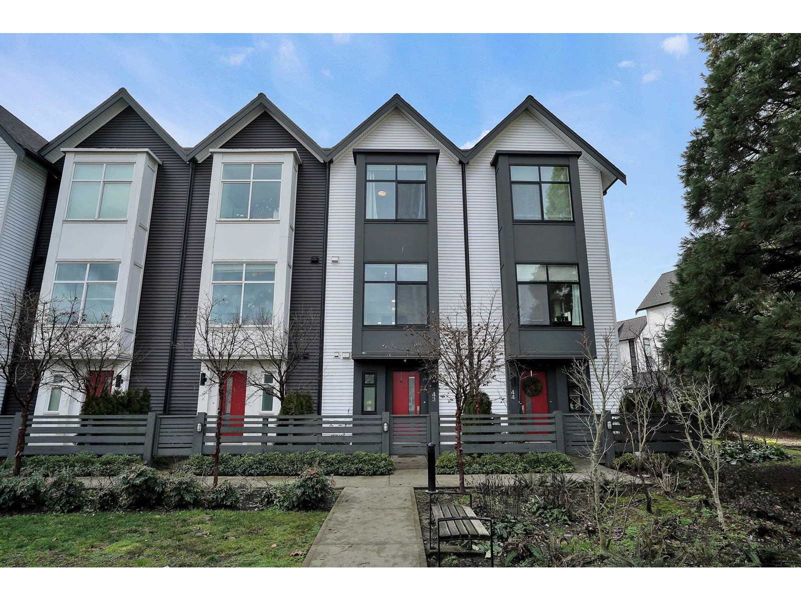 43-17555 57a Avenue, Surrey, BC, V3S 7V2
