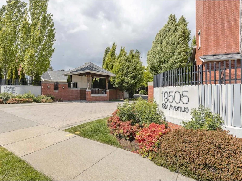 123 - 19505 68a Avenue, Surrey BC V4N 6K3
