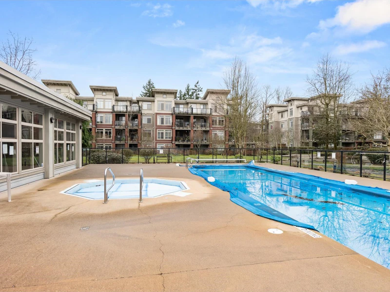 225 - 10180 153rd Street, Surrey BC V3R 0B5