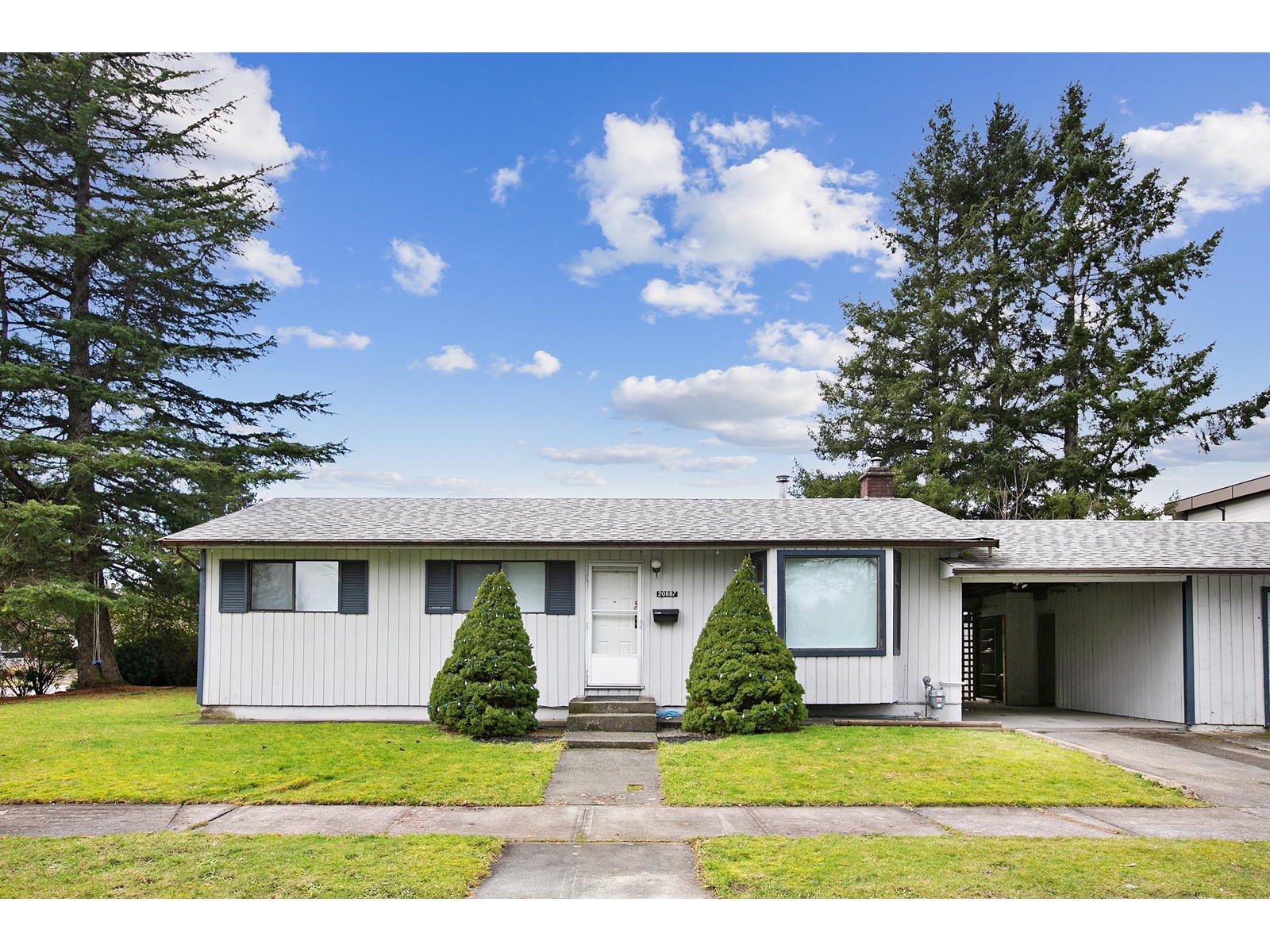 20887 52a Avenue, Langley, BC, V3A 6E4