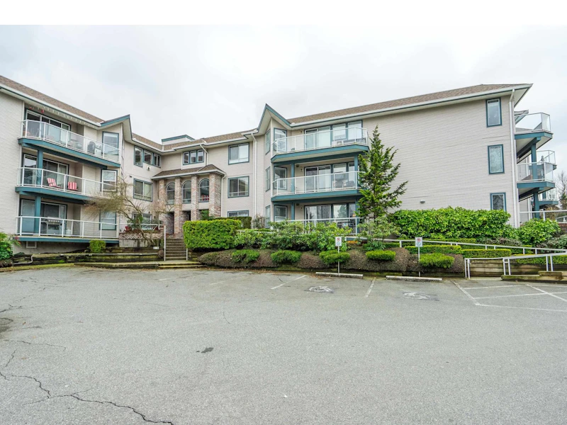 303 - 27358 32nd Avenue, Langley BC V4W 3M5