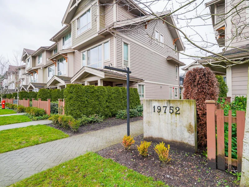15 - 19752 55a Avenue, Langley BC V3A 3X2