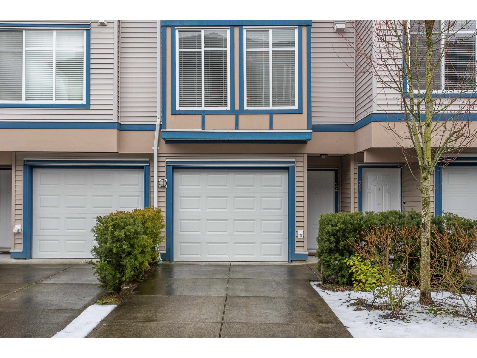24-13899 Laurel Drive, Surrey, BC, V3T 0E3