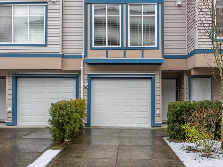 24-13899 Laurel Drive, Surrey, BC, V3T 0E3