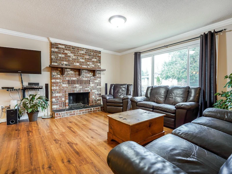 2081 Guilford Drive, Abbotsford BC V2S 5K5