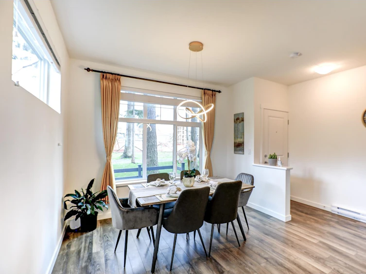 36-16678 25 Avenue, Surrey, BC, V3Z 0Z2