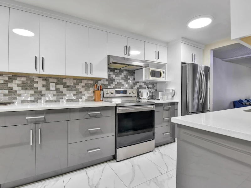 137 - 7480 138th Street, Surrey BC V3W 6G4