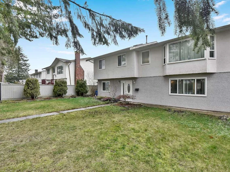 15023 96 Avenue, Surrey, BC, V3R 1G1