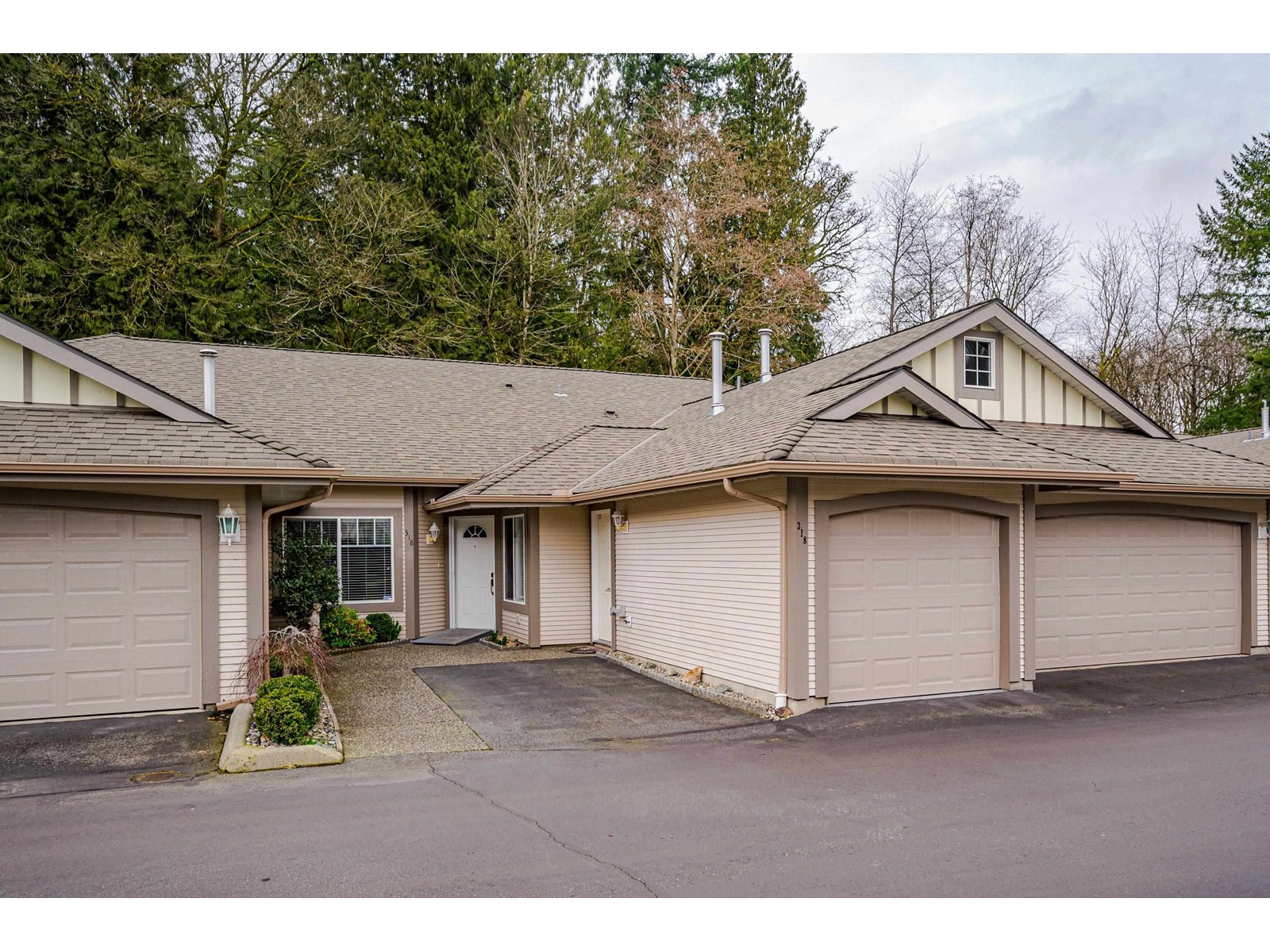 318-20655 88 Avenue, Langley, BC, V1M 2M5