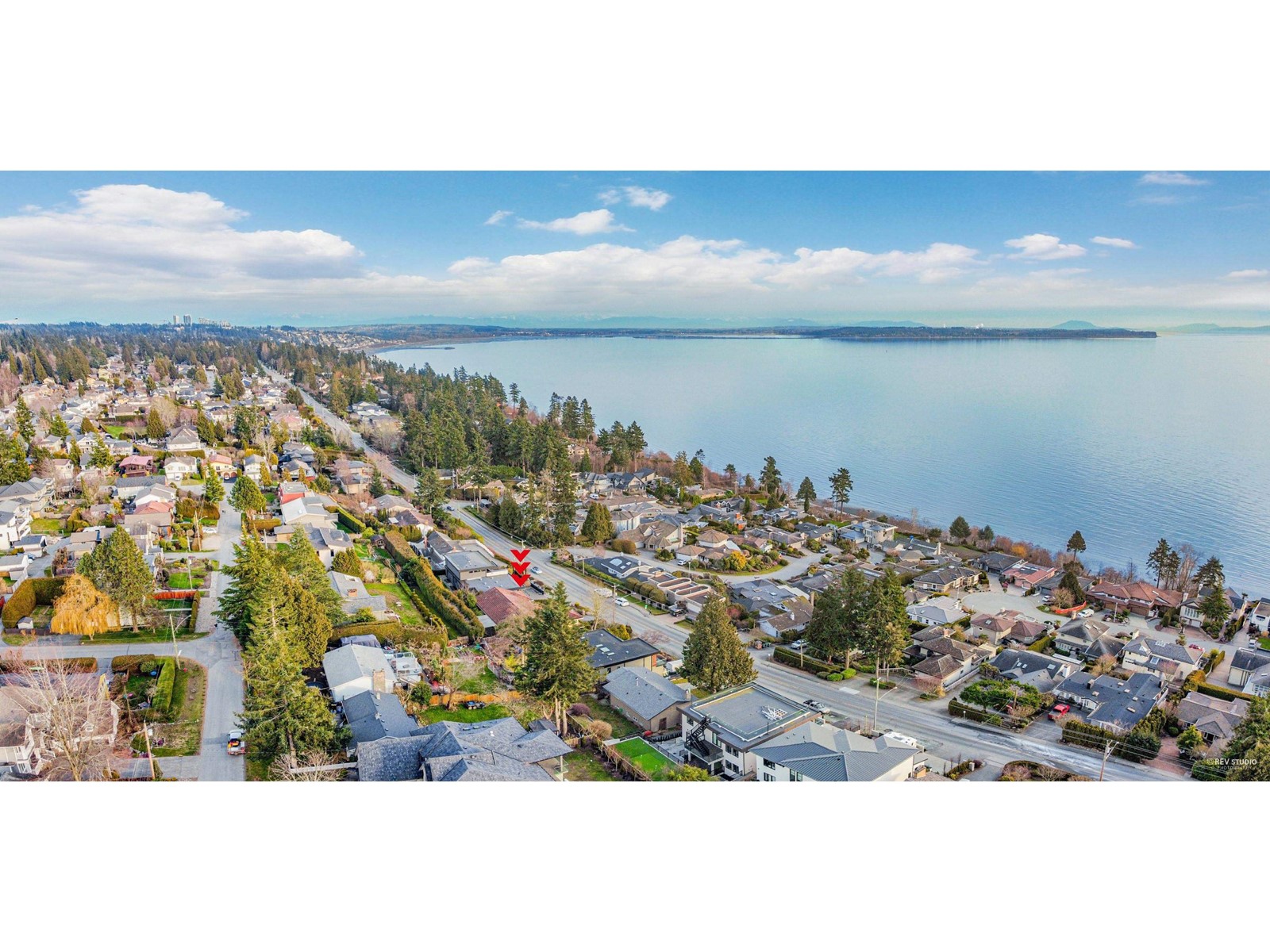 13209 Marine Drive, Surrey, BC, V4A 1E6