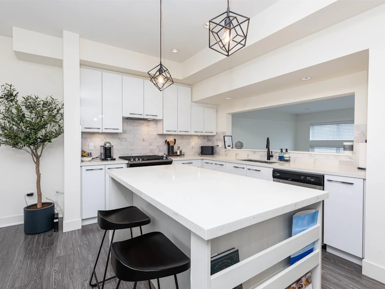 31-14057 60a Avenue, Surrey, BC, V3X 0J2