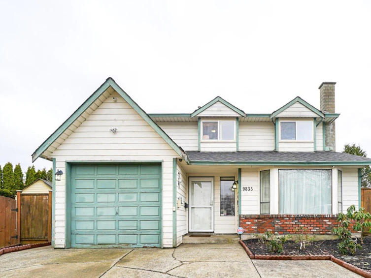 9835 150 Street, Surrey, BC, V3R 8H2