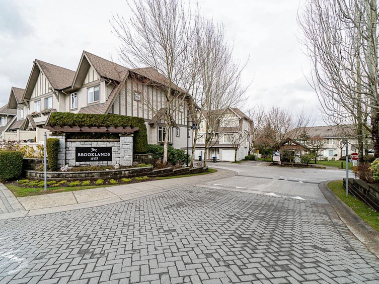 80-15175 62a Avenue, Surrey, BC, V3S 1X1