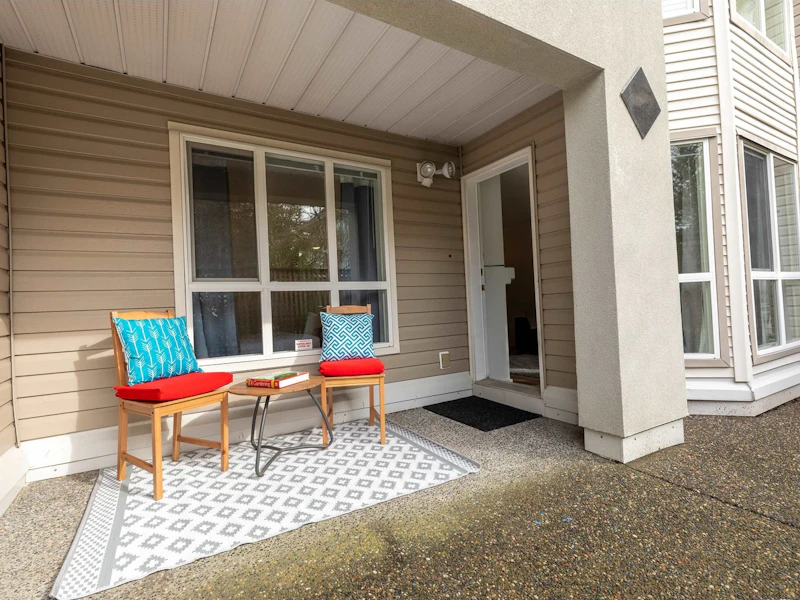 134 - 9979 140th Street, Surrey BC V3T 5W2