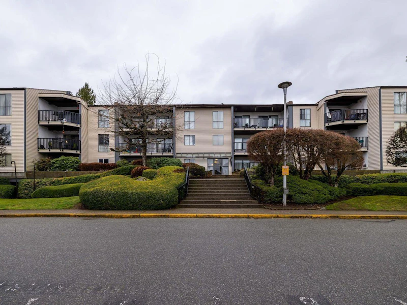 213 - 9952 149th Street, Surrey BC V3R 7W7