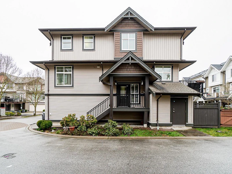 22 - 7332 194a Street, Surrey BC V4N 6K9