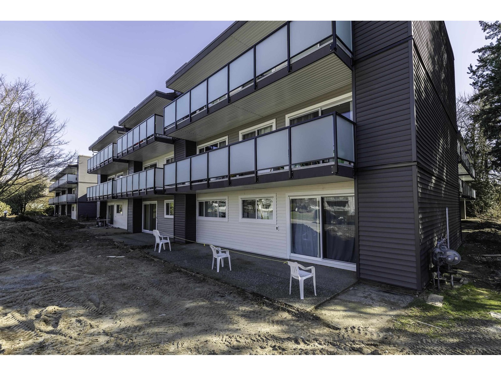 213-33400 Bourquin Place, Abbotsford, BC, V2S 5G3