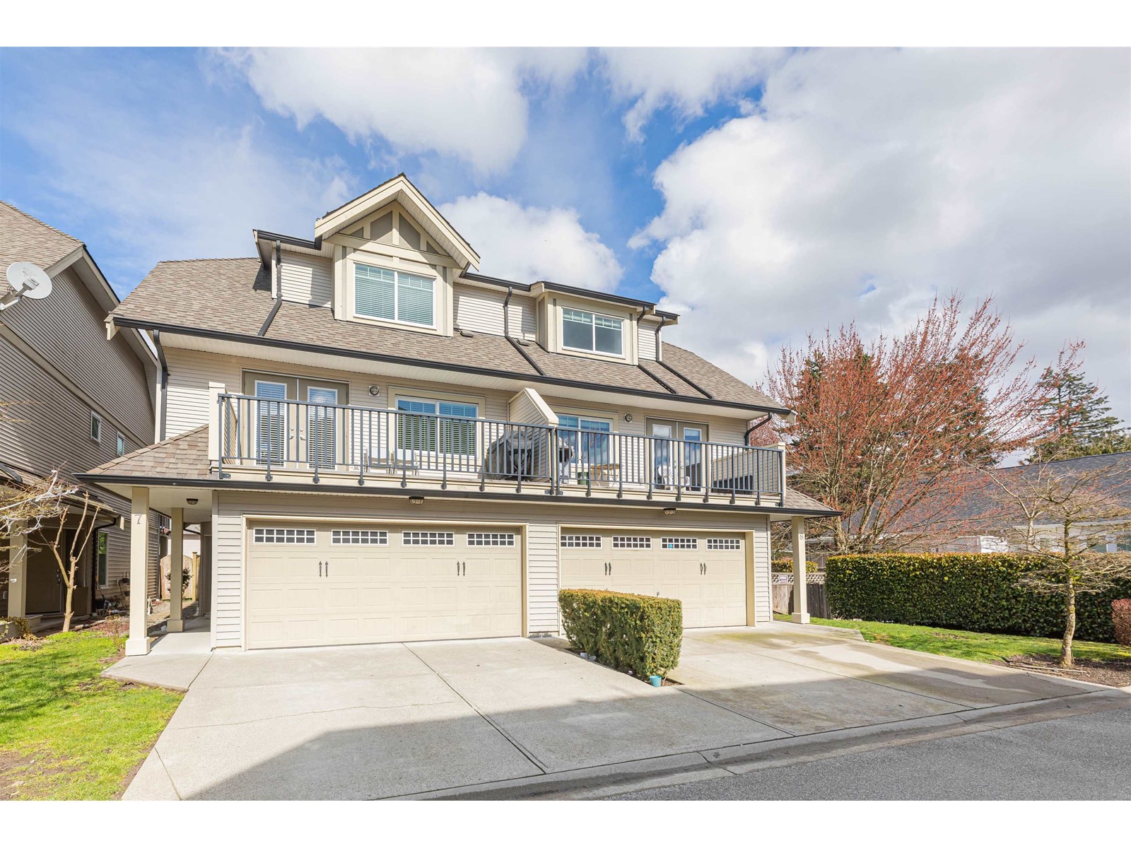 8-8358 121a Street, Surrey, BC, V3W 1T6