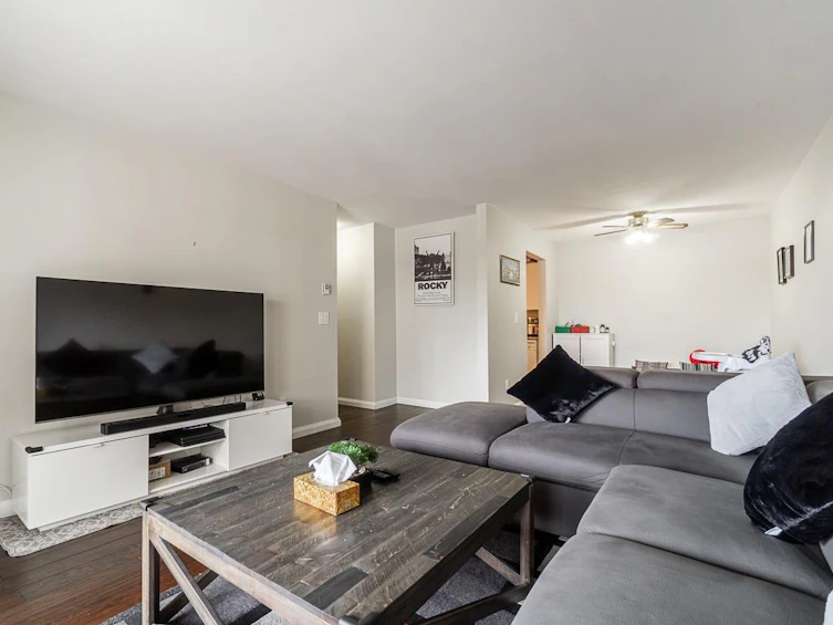 209-13771 72a Avenue, Surrey, BC, V3W 9C6