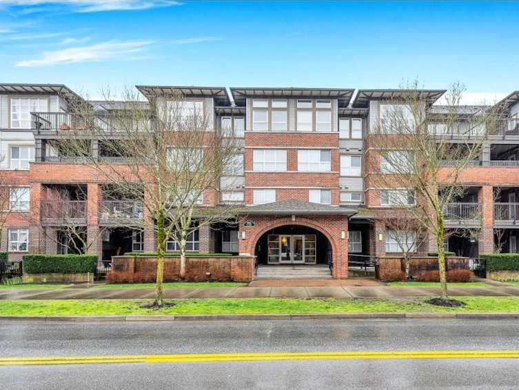 410-6815 188 Street, Surrey, BC, V4N 0Z8