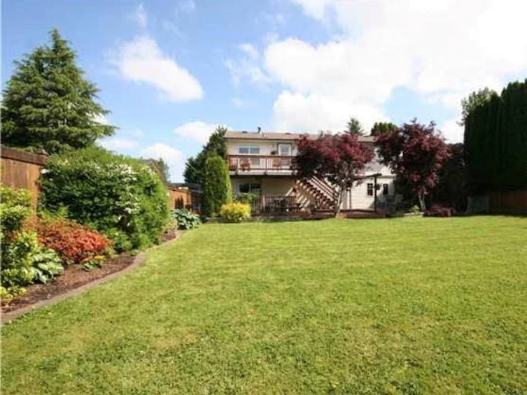 20914 52a Avenue, Langley, BC, V3A 6E6