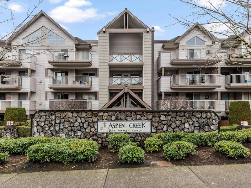 301 - 33478 Roberts Avenue, Abbotsford BC V2S 8E1