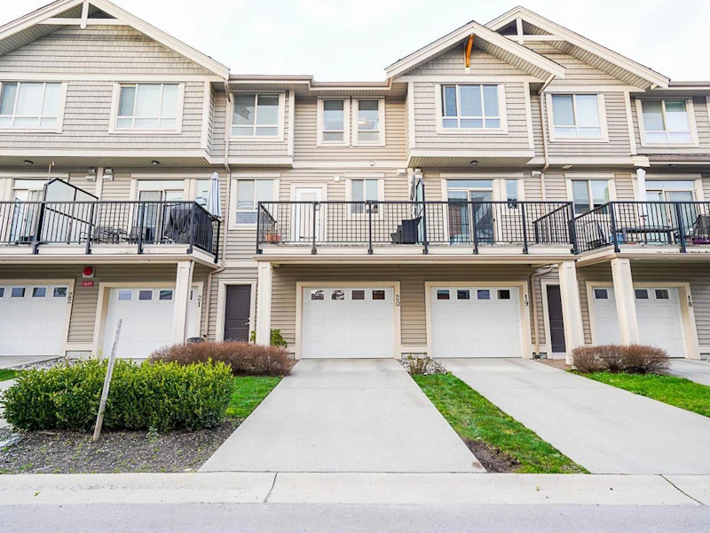 20 - 19752 55a Avenue, Langley BC V3A 3X2