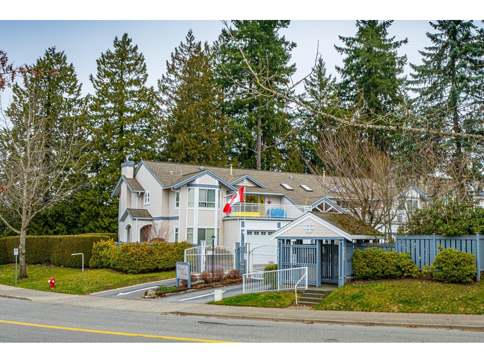 205-9072 Fleetwood Way, Surrey, BC, V3R 0M6