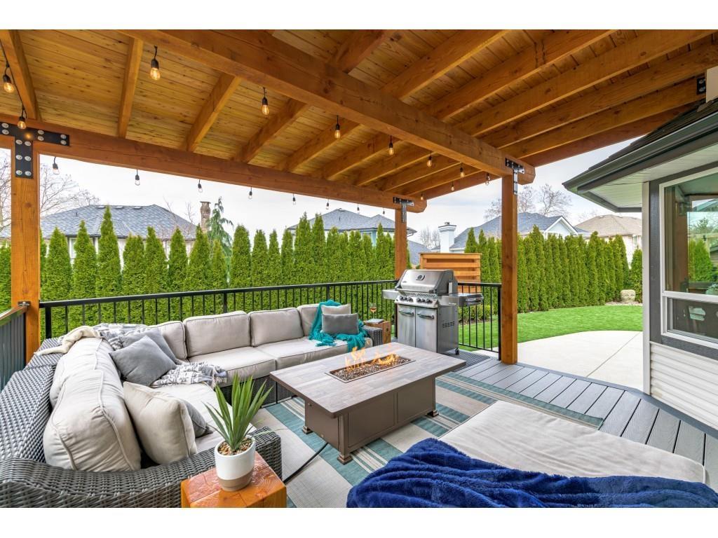 8431 215 Street, Langley, BC, V1M 2M1
