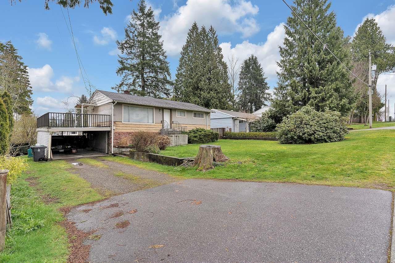 10484 154a Street, Surrey, BC, V3R 4K1