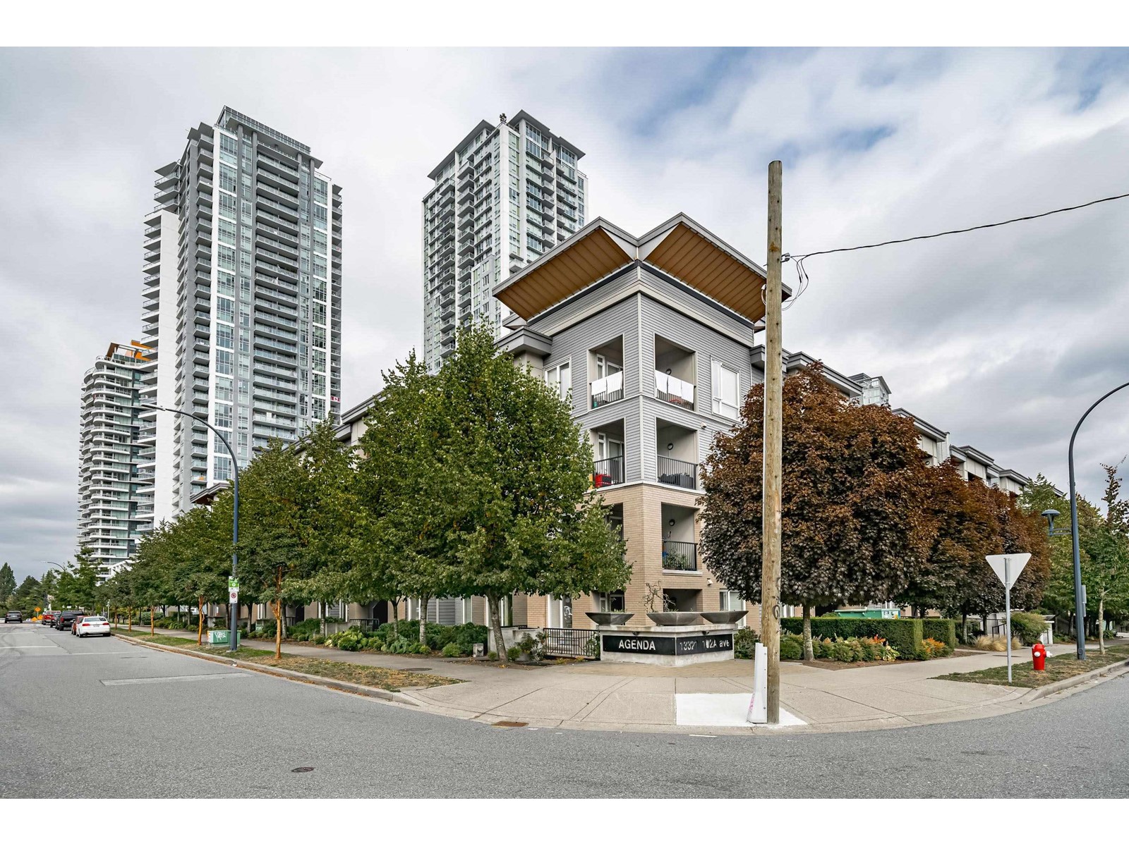 406-13321 102a Avenue, Surrey, BC, V3T 1P6