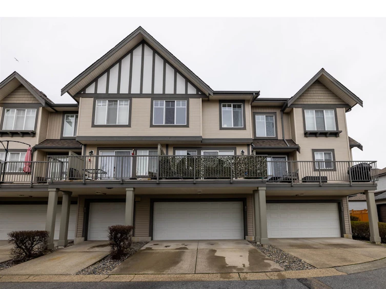 83-20038 70 Avenue, Langley, BC, V2Y 0B4