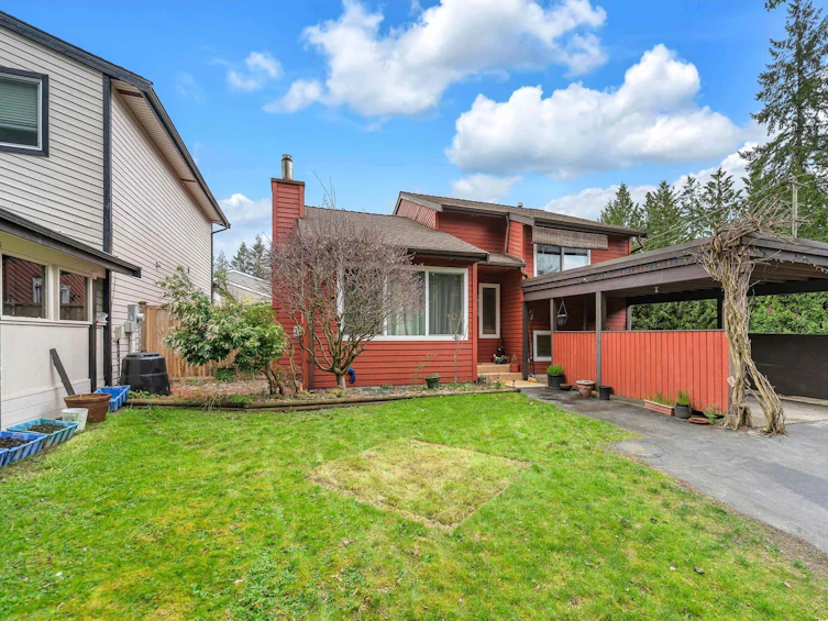 14799 101 Avenue, Surrey, BC, V3R 7H7