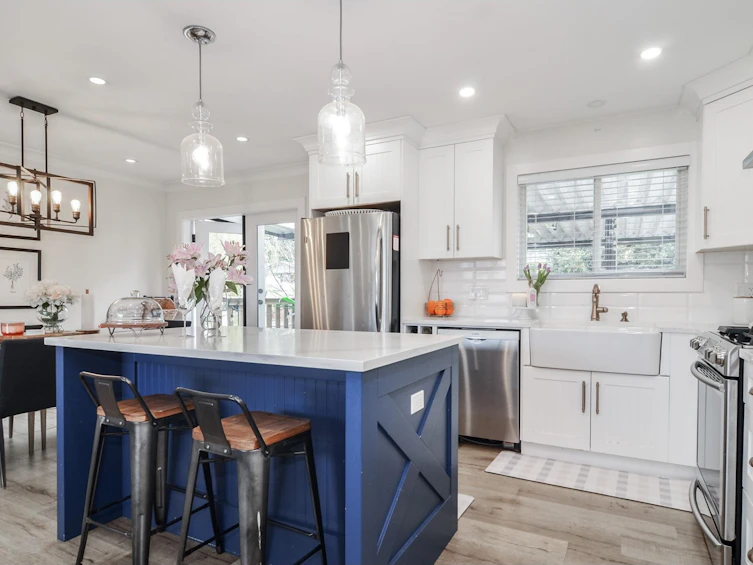 17966 Shannon Place, Surrey, BC, V3S 1H6